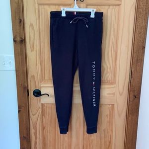 Navy Tommy Hilfiger Joggers, Size small